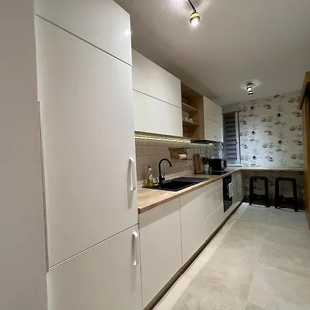 Apartment Zuti - Reserved Parking Space Novi Sad